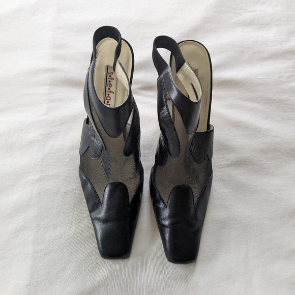 Vtg Black Leather Mesh Scalloped Cutout Heels Mules 10 - Picture 2 of 6